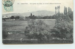 CHATOU - Vue Prise De L'ile, Au Loin Le Mont Valérien. - Chatou