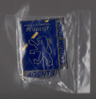Pin's Voiture / Peugeot (pièces D'origine - Agents Au Forum 1992) - Peugeot
