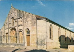 16 - RUFFEC - L'Église , Façade Romane Du XIIe S. - Ruffec