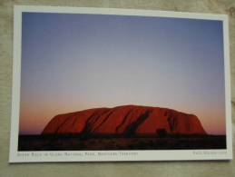 Australia  -  Ayers Rock  - Uluru N.P.   Northern Territory  -  German  Postcard    D121206 - Non Classificati