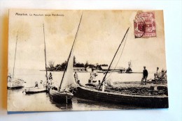 Carte Postale Ancienne : MAURITIUS , Maurice : Le Mouchoir Rouge MAHEBOURG, Stamp 2 Cents, Bateaux, Personnes , Roue... - Maurice