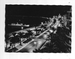 Cp , 06 , NICE LA NUIT , Voyagée 1960 , Ed : G.M. , N° 2001 - Nizza By Night