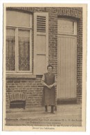 Carte Postale - ONKERZELE - Mme Leonie Van Dyck - Visionnaire De N-D Des Pauvres Devant Son Habitation  - CPA  // - Geraardsbergen