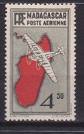 MADAGASCAR PA N° 6 4F NOIR CARTE DE L’ÎLE EN ROUGE NEUF AVEC CHARNIERE - Posta Aerea