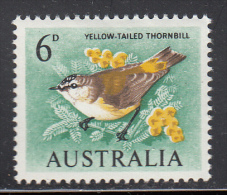 Australia MNH Scott #367 6p Yellow-tailed Thornbill - Ungebraucht