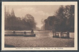 - CPA 86 - Saint-Julien-l´Ars, Le Parc Vu Du Château - Saint Julien L'Ars