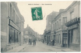 NESLE - Rue Gambetta - Nesle