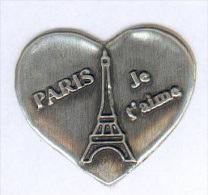 Belle étiquette Autocollante En étain " Paris, Je T´aime " En Forme De Coeur - Estaño