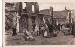 ORTELSBURG - OSTPRUSSE  -   MARKT AUF OFFENER STRASSE IN ORTELSBURG - Ostpreussen