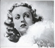 Photo Danielle Darrieux - Personnes Identifiées