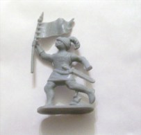 TEUTONIC CHEVALIER / WARRIOR-PLASTIC FIGURINE - Jouets Anciens