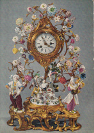 7376- ROCOCO STYLE PORCELAIN CLOCK, FLOWERS AND FIGURINES - Porcelana
