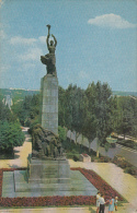 7401- CHISINAU- MONUMENT TO HEROES MEMBERS OF KOMSOMOL - Moldavië