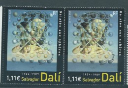 Variété : N° 3676 Salvador Dali Fond Gris-bleu Au Lieu De Bleu + Normal ** - Nuovi