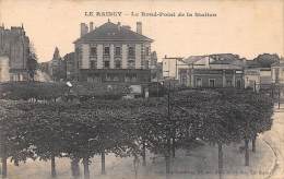 Le Raincy    93     Rond Point De La Sataion - Le Raincy