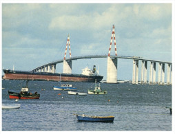 (100 M+S) Pont De St Nazaire Et Petrolier - Tanker