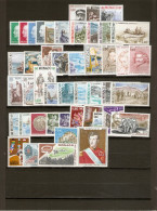 MONACO ANNEE COMPLETE  1977  46 TIMBRES NEUFS ** - Full Years