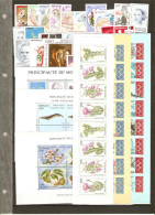 MONACO ANNEE COMPLETE  1993    61 TIMBRES NEUFS ** 3 CARNETS  3 BLOCS - Années Complètes