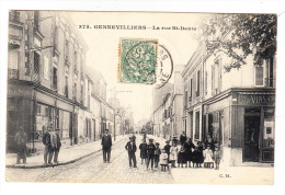 CPA (92) GENNEVILLIERS - La Rue Saint Denis (animation Et Commerces) - Gennevilliers