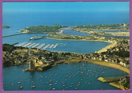 SAINT-MALO - La Tour Solidor, Le Port De Saint-Servan Et Au Fond Le Brittany-Ferries Et La Ville Close - Saint Malo