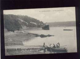 29 Landévennec La Rive De Penforn édit. Le Doaré N° 31 Bateau Militaire , Animée Barque - Landévennec