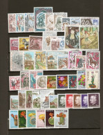 MONACO  ANNEE COMPLETE  1974    50  TIMBRES NEUFS ** - Volledige Jaargang