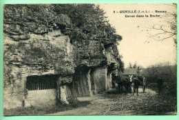 37 GENILLE - Rassay - Caves Dans La Roche - Genillé