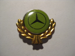 Pin Mercedes (GA01790) - Mercedes