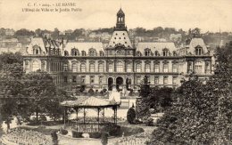 LE HAVRE  - L'Hotel De Ville Et Le Jardin Public - Saint-Roch (Plein)