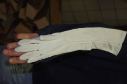 GANTS FEMME Très Longs BLANC  RETRO  45 Cms - Designermode