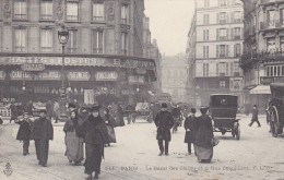 PARIS  - Le Bazar Des Halles Et La Rue Coquillière - Arrondissement: 01