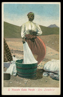 CABO VERDE-  LAVADEIRAS - Una Lavadeira. ( Ed. Giuseppe Frusoni)  Carte Postale - Kaapverdische Eilanden