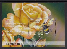 Dominica MNH Scott #2383 Souvenir Sheet $6 Bumble Bee - Dominique (1978-...)