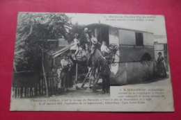 Cp Un Globe Trotter Fin De Siecle Sa Petite Famille Et Son Chateau Roulant - Sonstige & Ohne Zuordnung