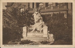 WIEN - Vienne - Deutsches Volktheater Mit Raimund-Denkmal (amincissement Dû Aux Timbres Décollés) - Wien Mitte