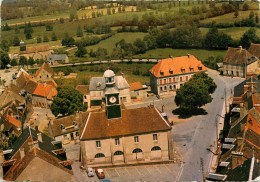 23 - Chatelus-Mavaleix - ** Vue Aérienne - La Halle ** - Cpm  édit; Sofer. - Chatelus Malvaleix