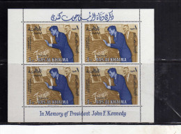EMIRATI ARABI UNITI - UNITED ARAB EMIRATES RAS AL KHAIMA 1965 IN MEMORY KENNEDY ANNIVERSARY SHEET FOGLIETTO MNH - Ras Al-Khaimah