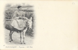 Pays- Basque - Paysanne Sur Son âne - Carte ND Phot. Précurseur, Non Circulée - Europa