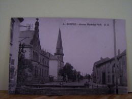 DIEUZE (MOSELLE) AVENUE MARECHAL FOCH. - Dieuze