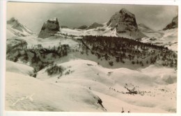 64  CPA  Eaux Bonnes  Route Du Col D'Aubisque Concours De Ski N°1022 Bis  TBE - Eaux Bonnes