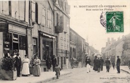 MONTAIGUT-EN-COMBRAILLE RUE SOUS LES FOSSES ANIMEE - Montaigut