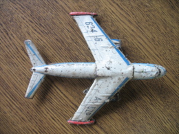 METAL AVION:ORIENT AIR LINES 624-6 A-DZP - Jouets Anciens