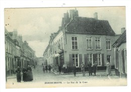 HONDSCHOOTE - La Rue De La Cour - Hondshoote