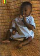 RWANDA Afrique Centrale Enfant, Child, Trousseau De Clefs - Rwanda