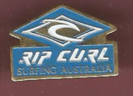 39878-Pin's.Surf.Rip Curl.Australie. - Water-skiing