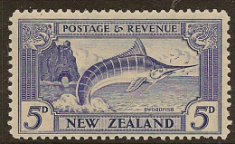 NZ 1935 5d Swordfish P12.5 SG 584b HM #IQ11 - Ongebruikt