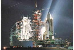 Etats Unis-USA,NASA,Timed Exposure Of The Space Shuttle At Launch Pad-Exposition Minutée De La Navette Spatiale à L'aire - Raumfahrt