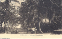 CONAKRY  PROMENADE DE LA  CORNICHE  CARTE ANIMEE  VIEILLE VOITURE  POUSSPOUSS - Guinea