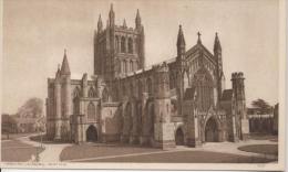 CP HEREFORD CATHEDRAL FROM N W Numérotée 37018 - Herefordshire