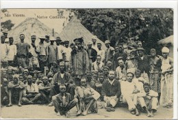 Carte Postale Ancienne Cap Vert - Sao Vincente. Native Costumes - Cap Vert